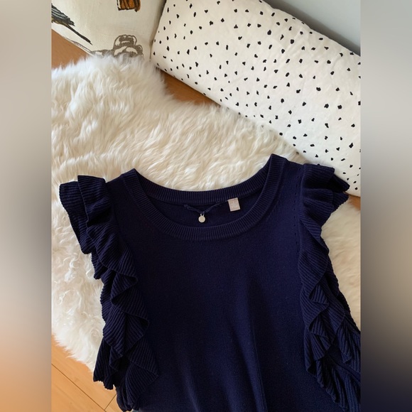 Navy Ruffle Sleeveless Sweater - Picture 4 of 6